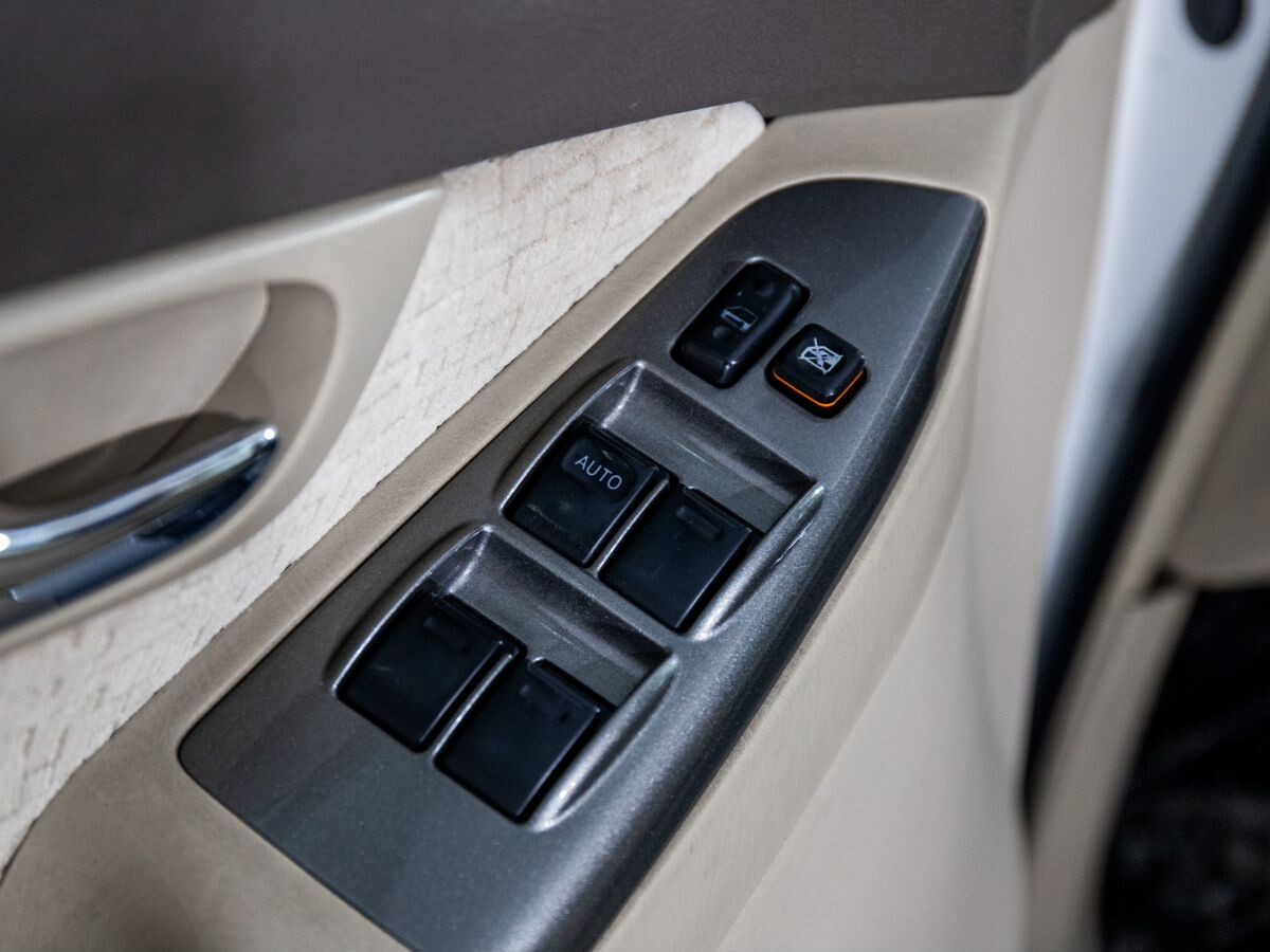 Toyota Land Cruiser Prado 2008 - фото автомобиля