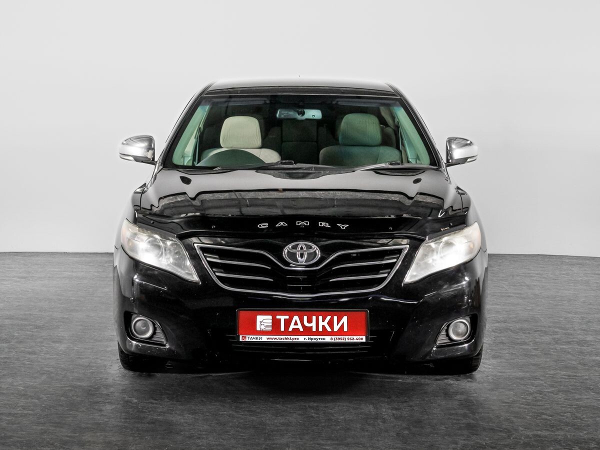 Toyota Camry 2011 - фото автомобиля