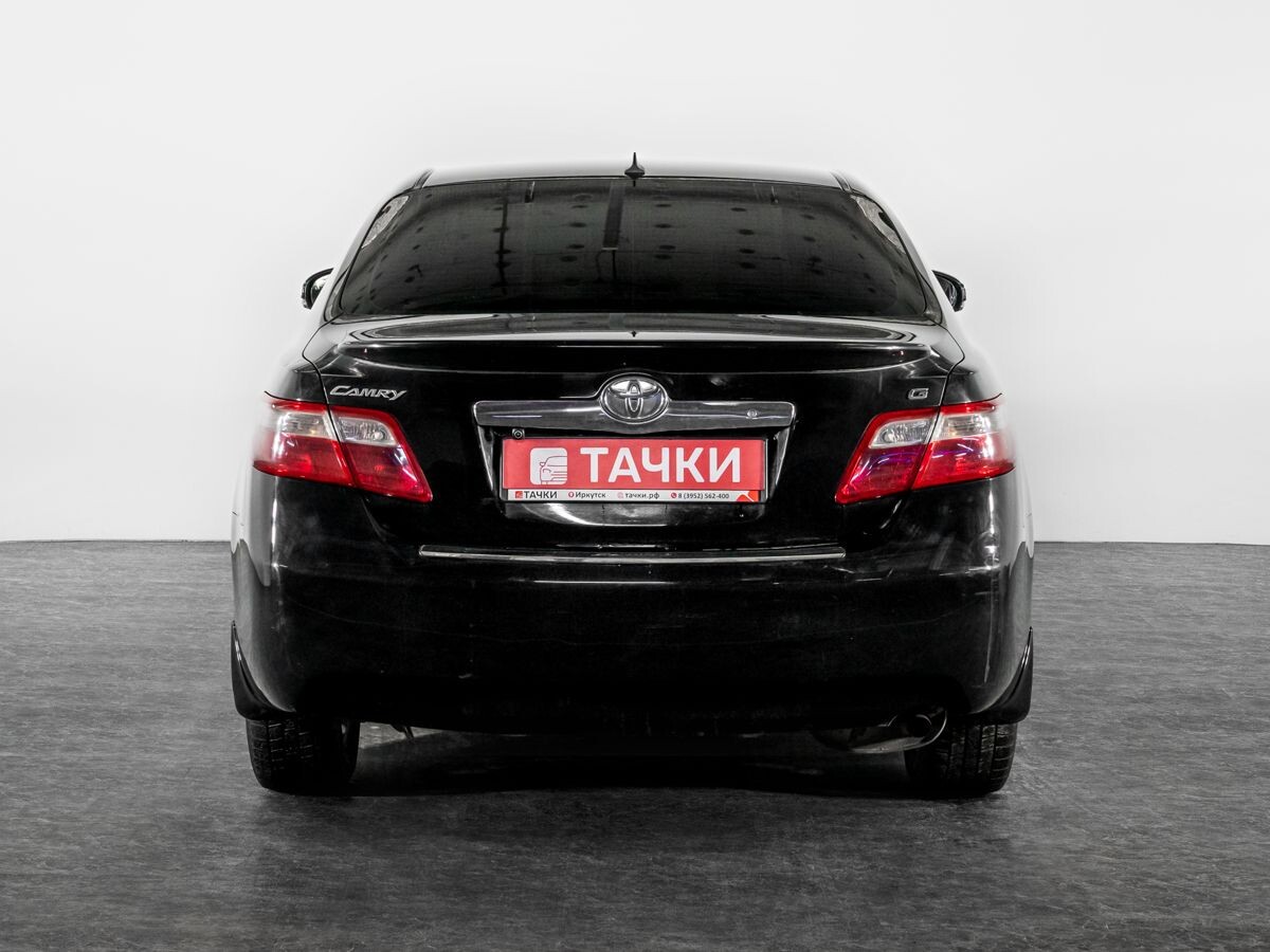 Toyota Camry 2011 - фото автомобиля