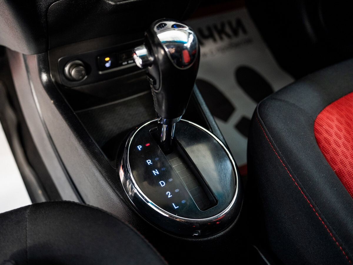 Hyundai i20 2010 - фото автомобиля