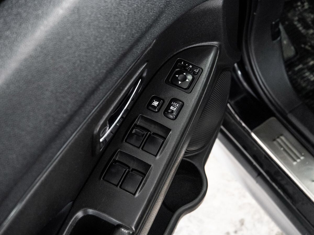 Mitsubishi ASX 2013 - фото автомобиля