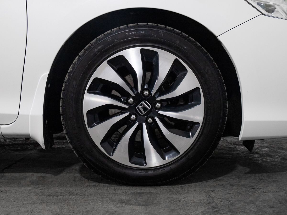 Honda Accord 2015 - фото автомобиля