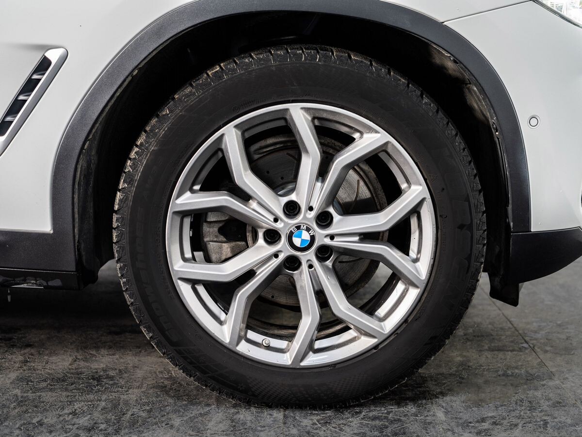 BMW X3 2018 - фото автомобиля