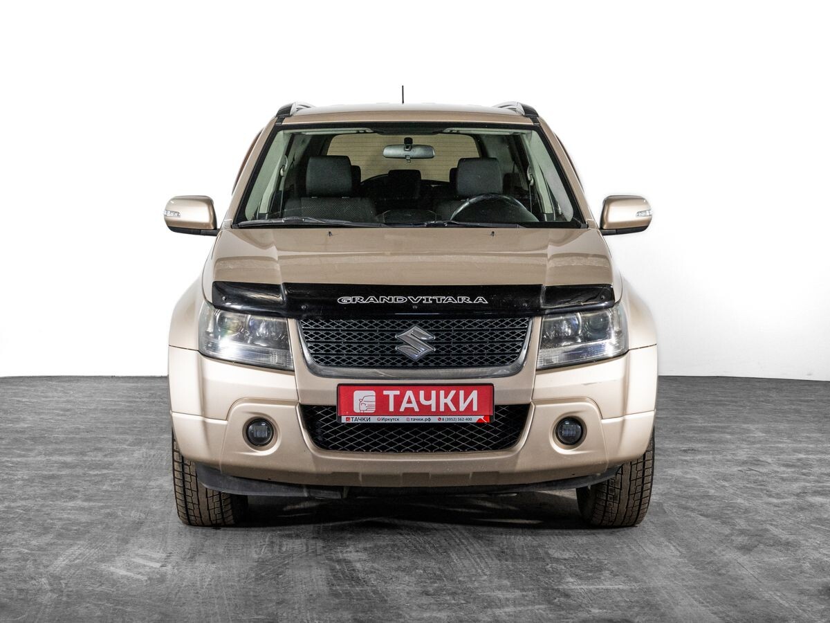 Suzuki Grand Vitara 2010 - фото автомобиля