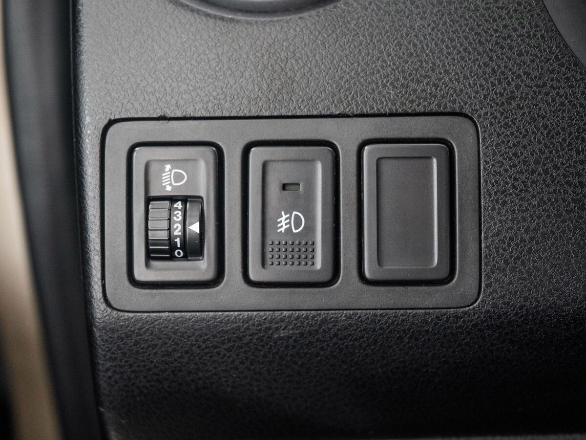 Suzuki Grand Vitara 2010 - фото автомобиля