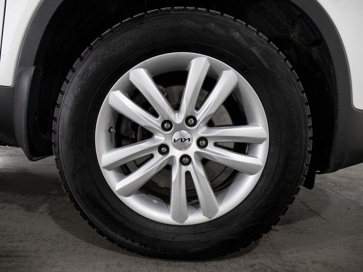 Kia Sorento 2014 - фото автомобиля