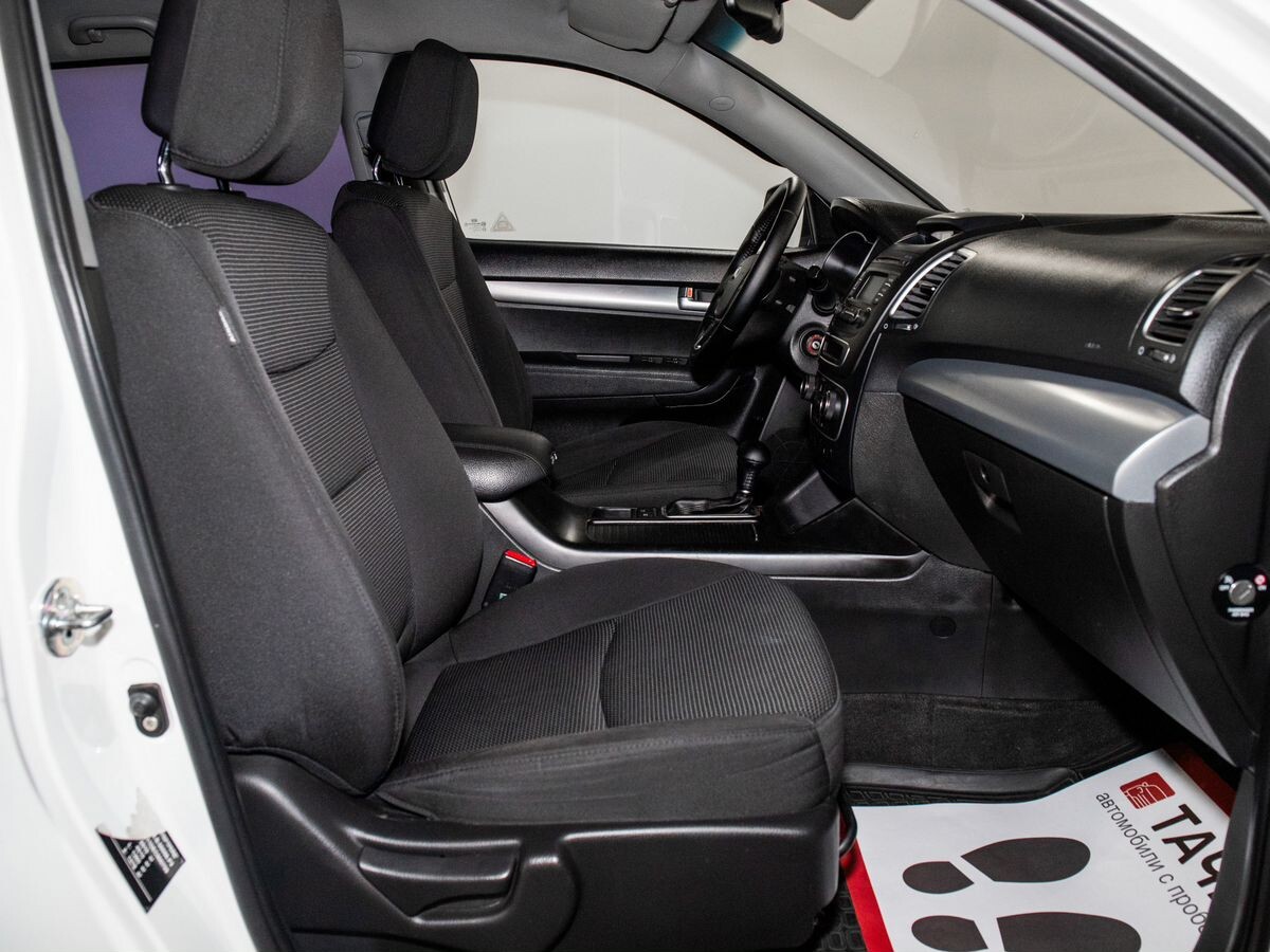Kia Sorento 2014 - фото автомобиля