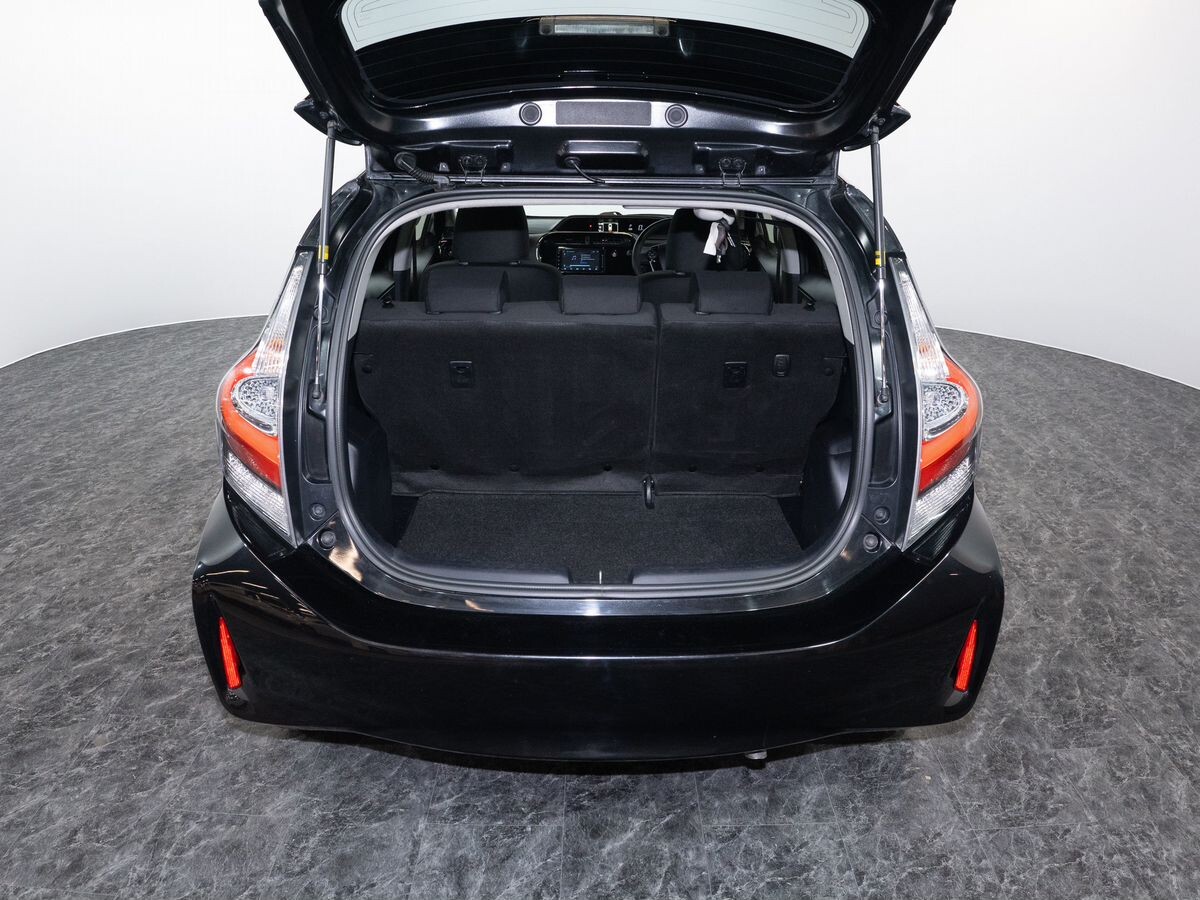 Toyota Aqua 2017 - фото автомобиля