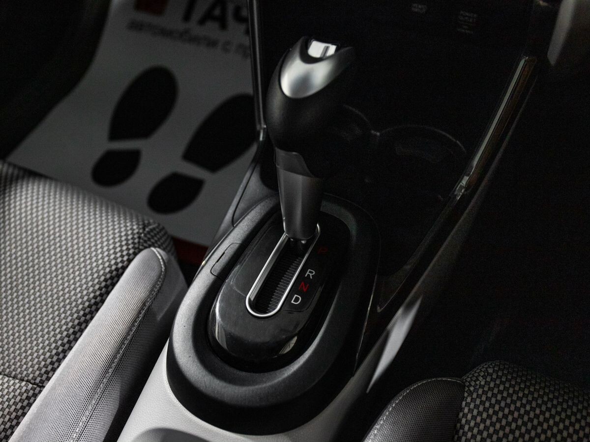 Honda CR-Z 2010 - фото автомобиля