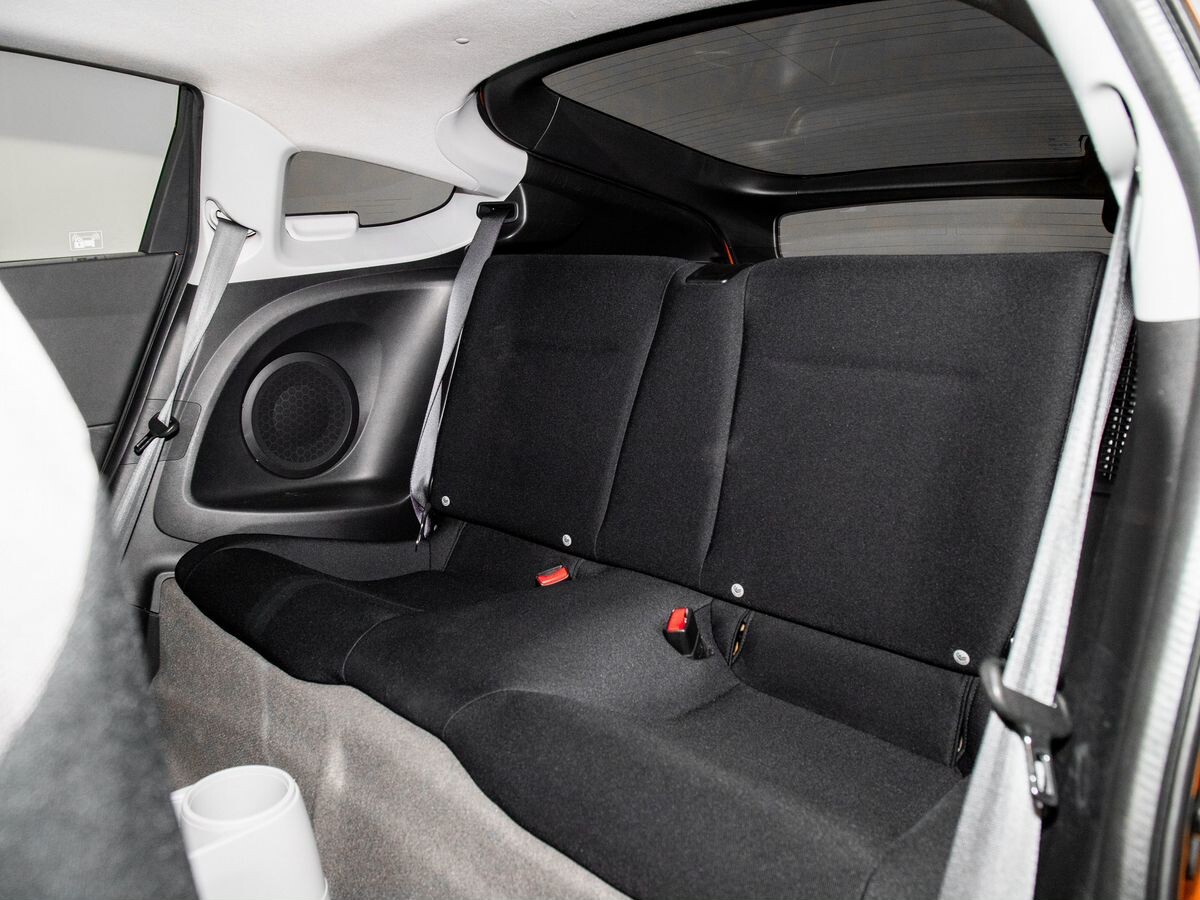 Honda CR-Z 2010 - фото автомобиля