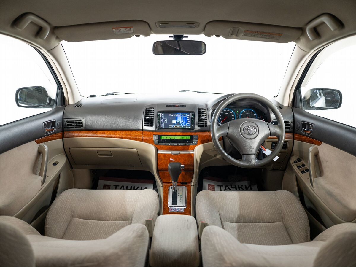 Toyota Premio 2005 - фото автомобиля