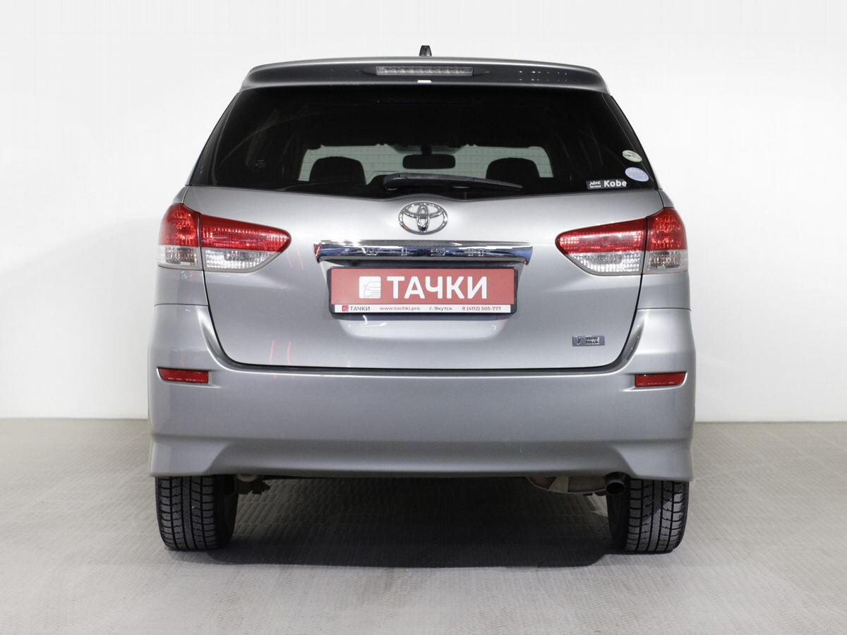 Toyota Wish 2009 - фото автомобиля