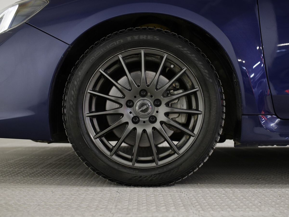 Subaru Levorg 2016 - фото автомобиля