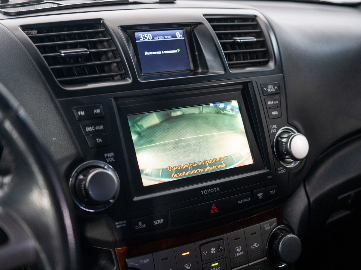 Toyota Highlander 2011 - фото автомобиля