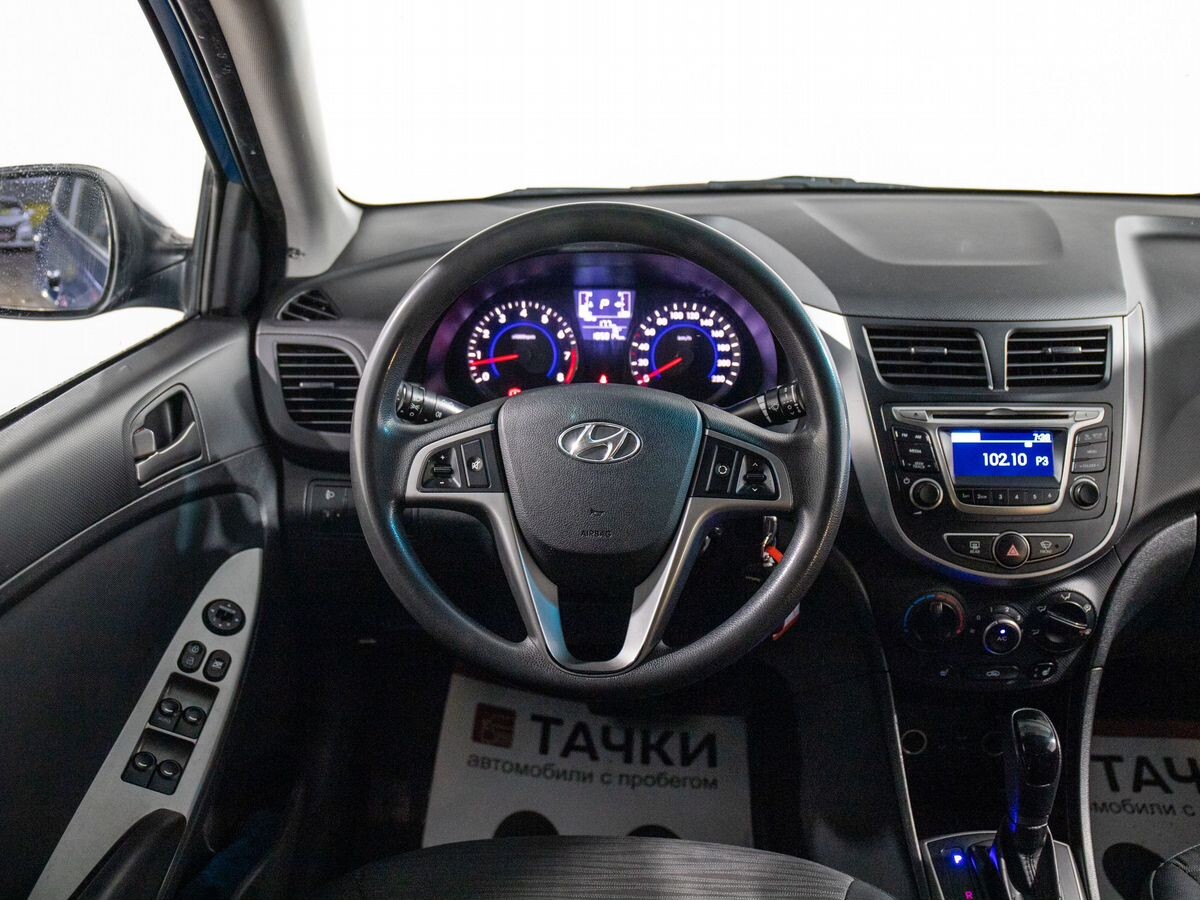 Hyundai Solaris 2016 - фото автомобиля