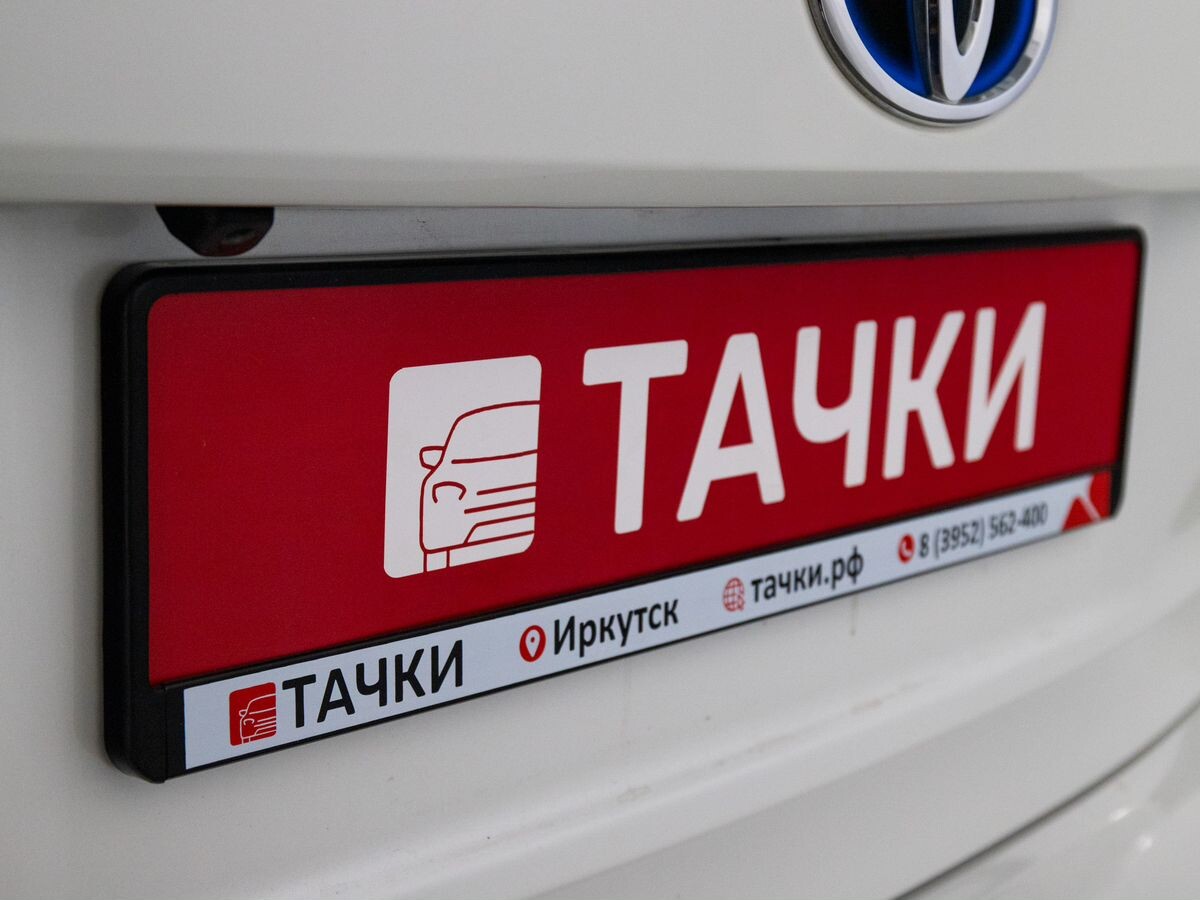 Toyota Prius Alpha 2012 - фото автомобиля