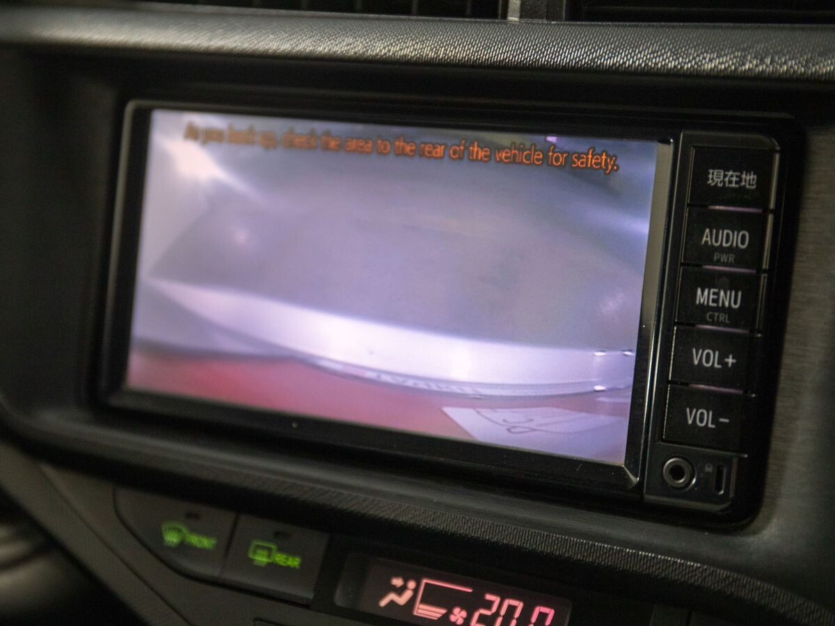 Toyota Aqua 2017 - фото автомобиля