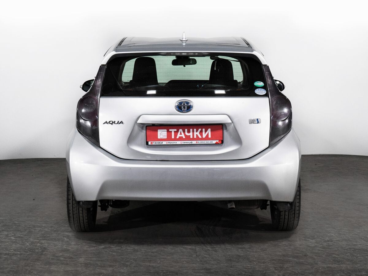 Toyota Aqua 2017 - фото автомобиля