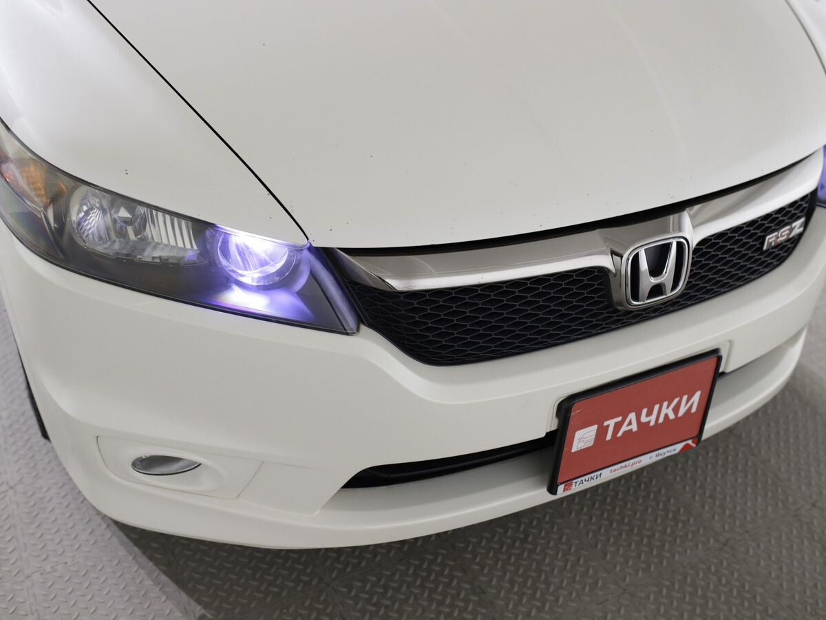 Honda Stream 2008 - фото автомобиля