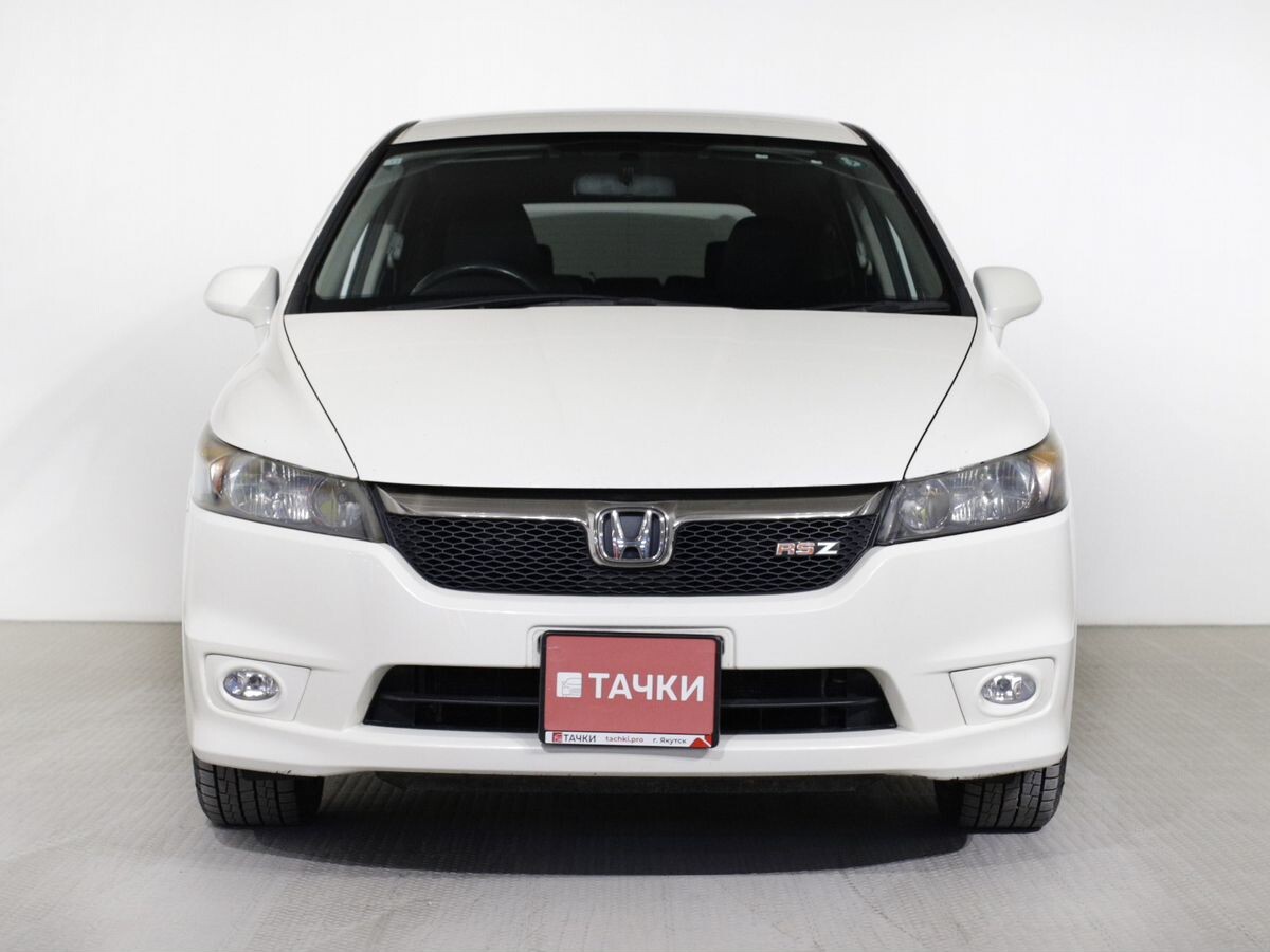 Honda Stream 2008 - фото автомобиля