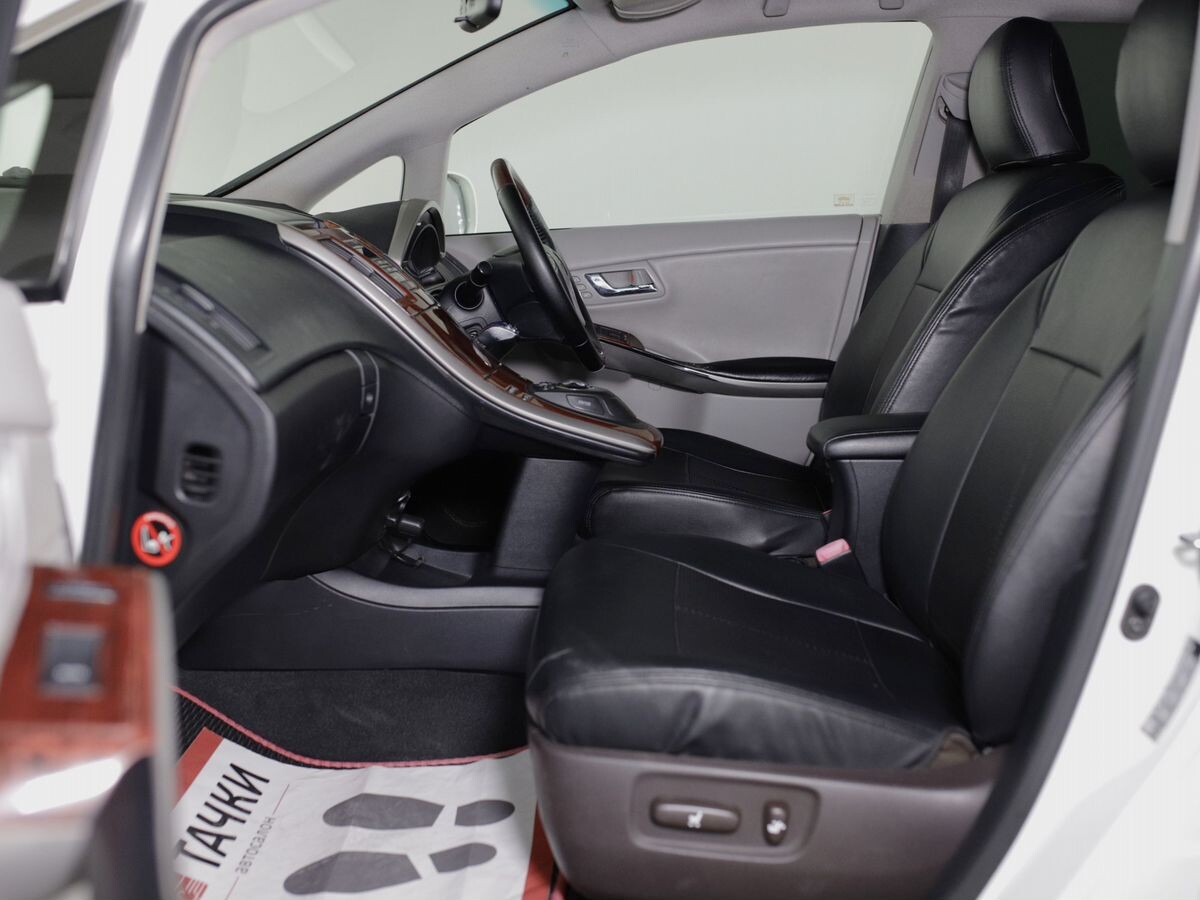 Toyota Sai 2010 - фото автомобиля