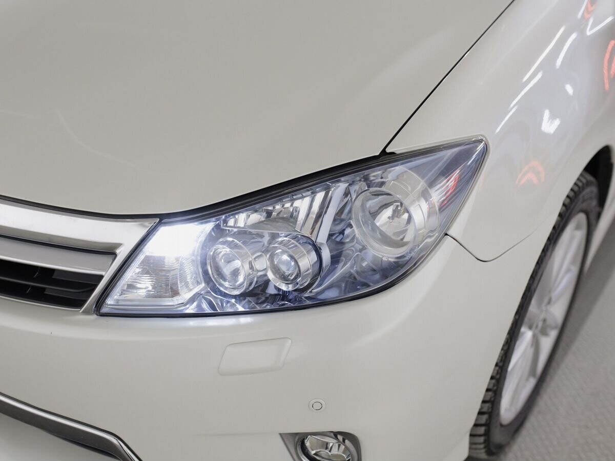 Toyota Sai 2010 - фото автомобиля