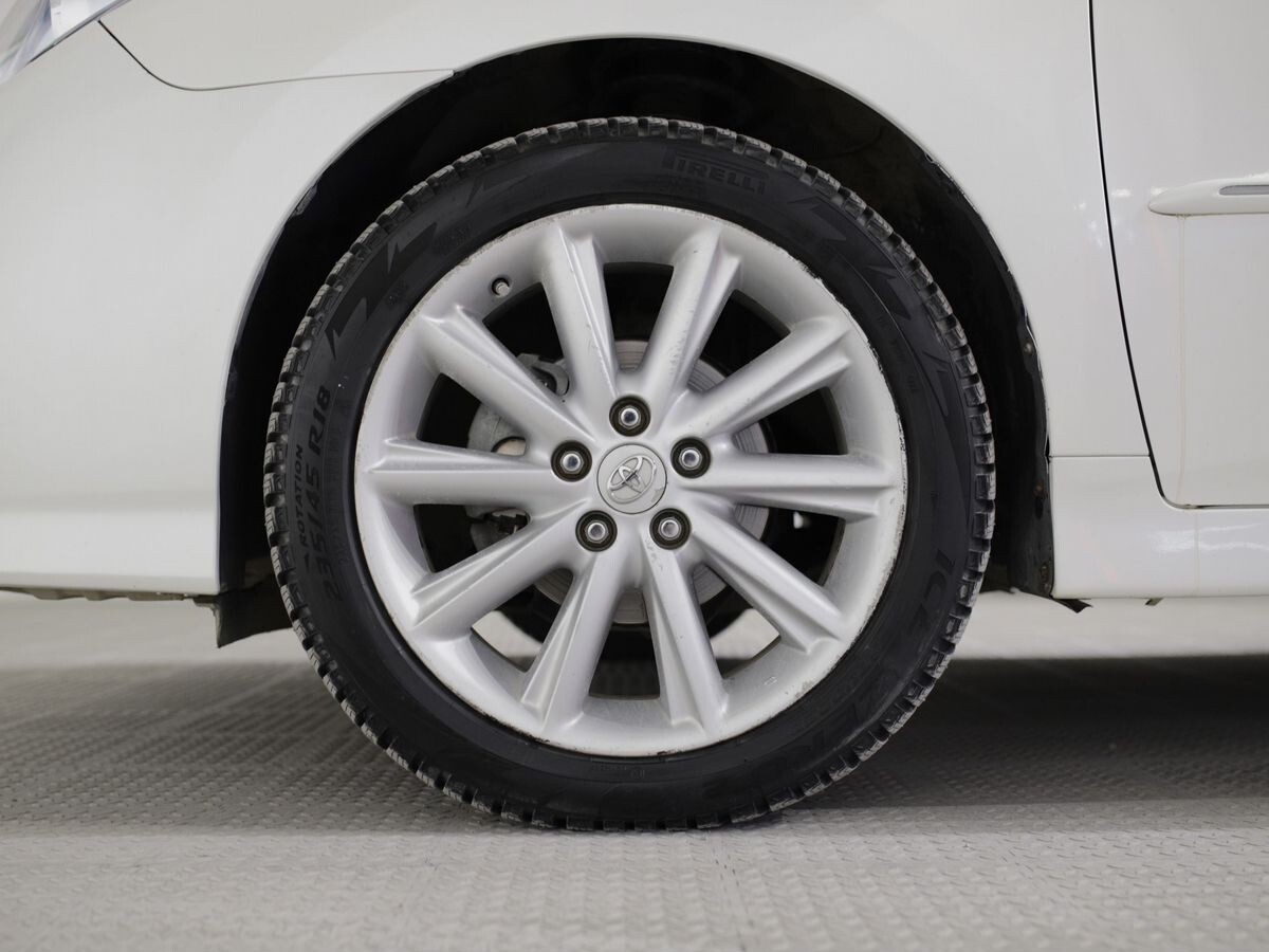 Toyota Sai 2010 - фото автомобиля