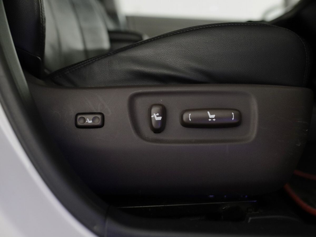 Toyota Sai 2010 - фото автомобиля