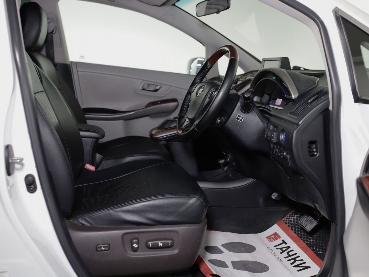 Toyota Sai 2010 - фото автомобиля