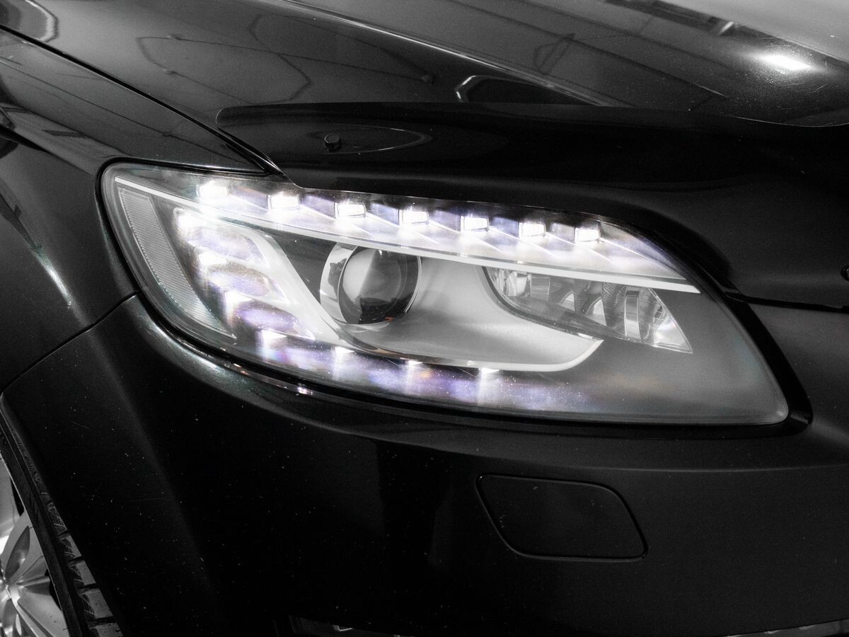 Audi Q7 2009 - фото автомобиля