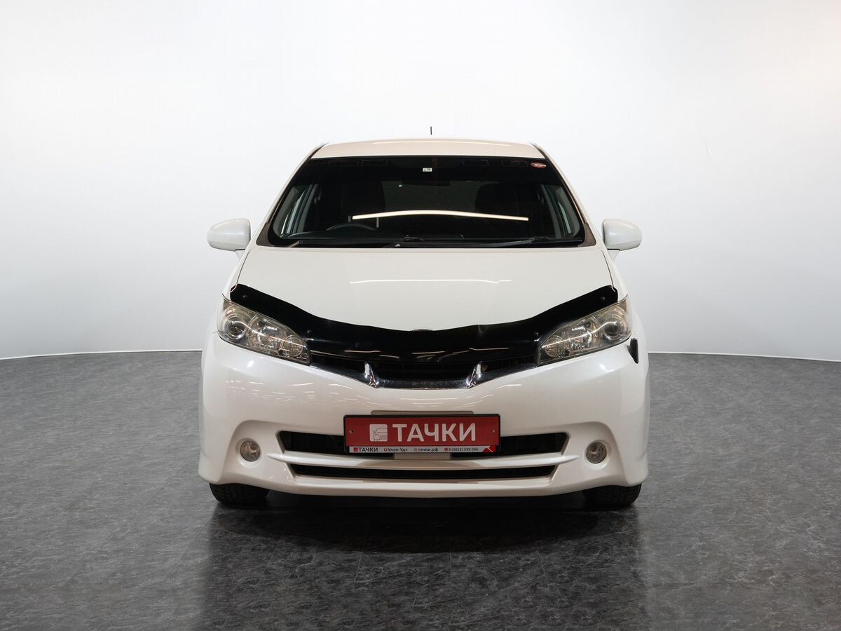 Toyota Wish 2010 - фото автомобиля