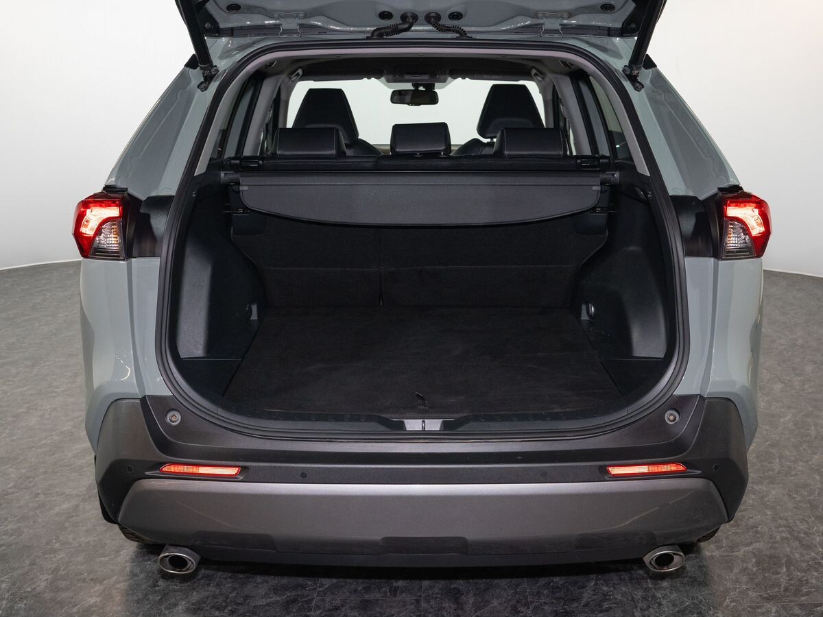 Toyota RAV4 2020 - фото автомобиля