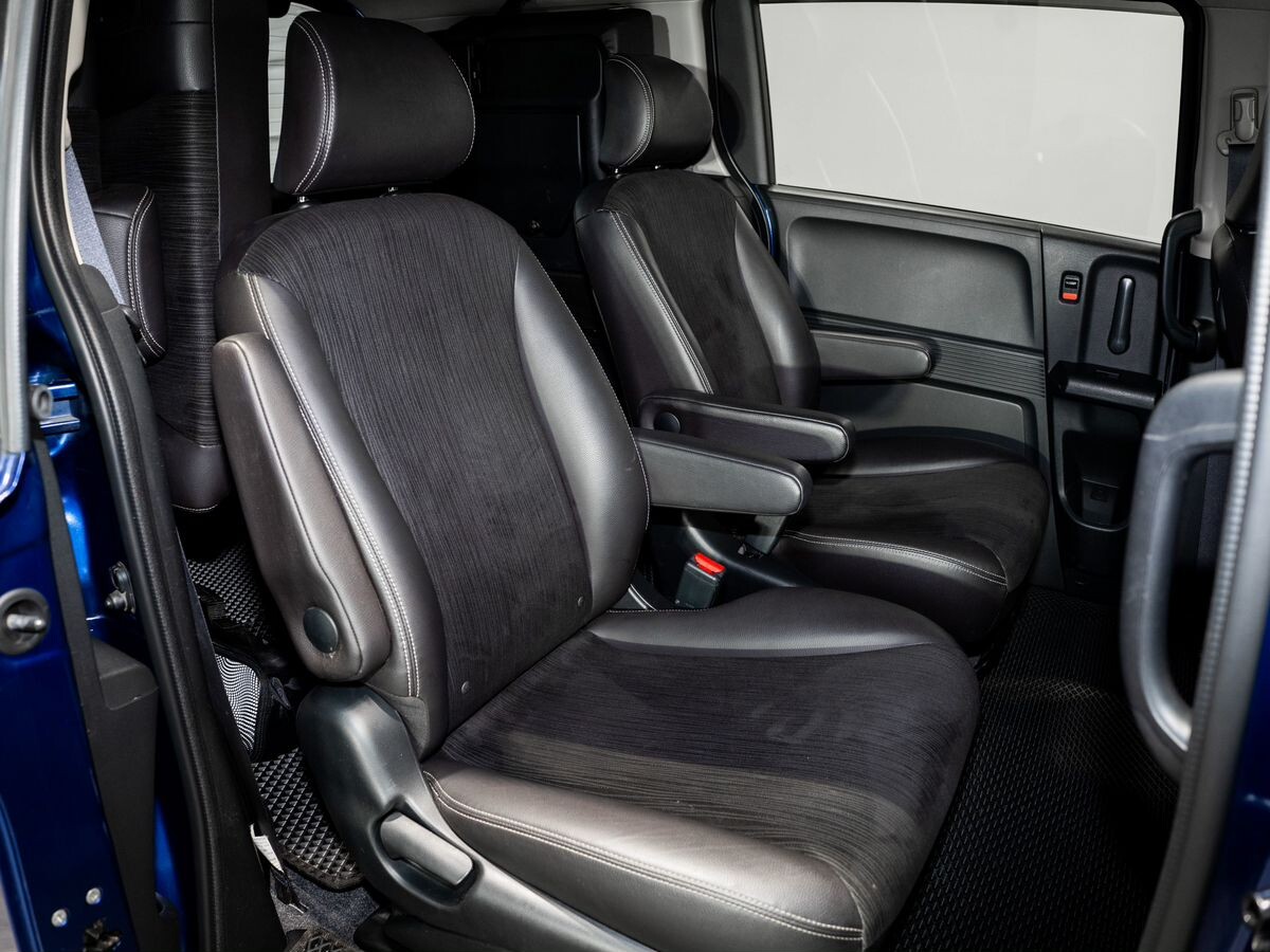 Honda Freed 2014 - фото автомобиля