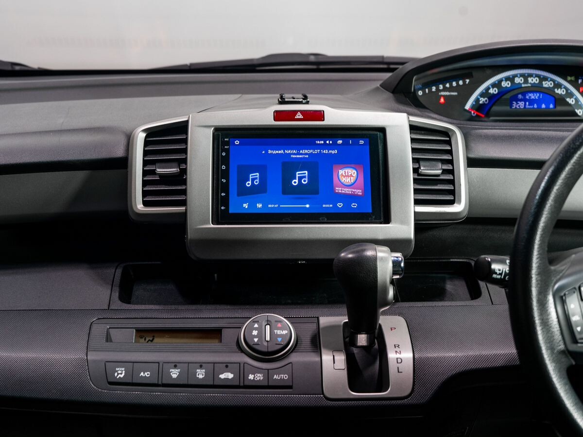 Honda Freed 2014 - фото автомобиля