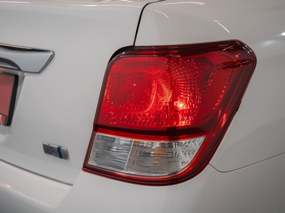 Toyota Corolla 2014 - фото автомобиля