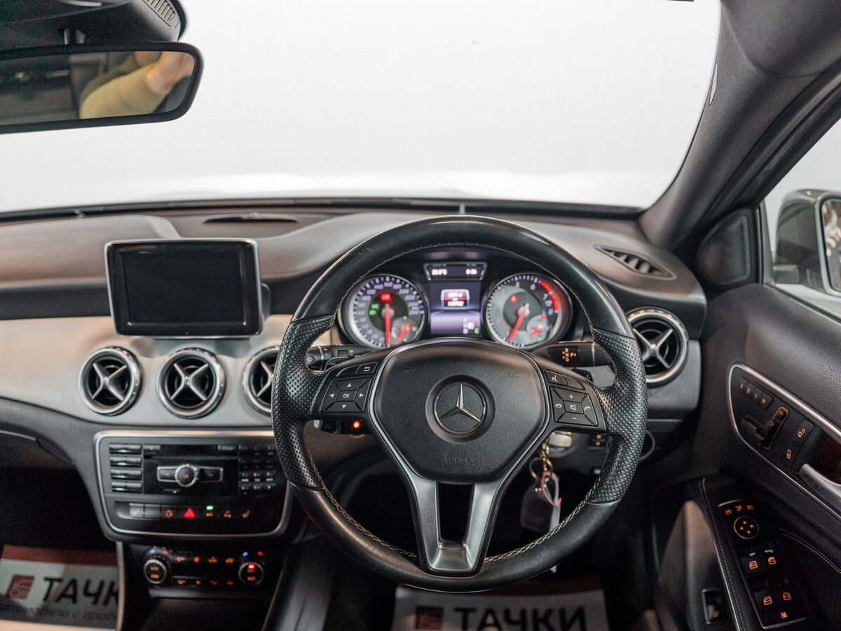 Mercedes-Benz GLA 2014 - фото автомобиля