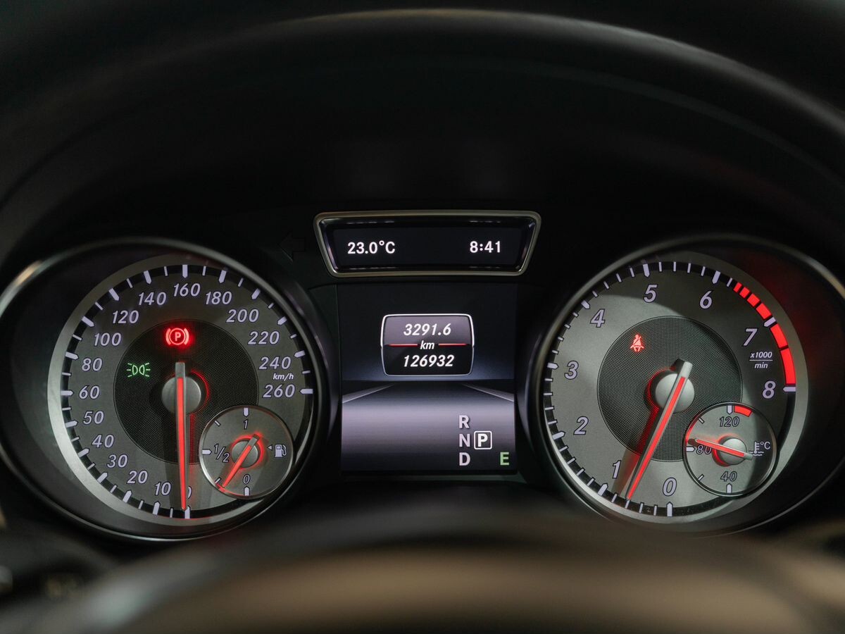 Mercedes-Benz GLA 2014 - фото автомобиля