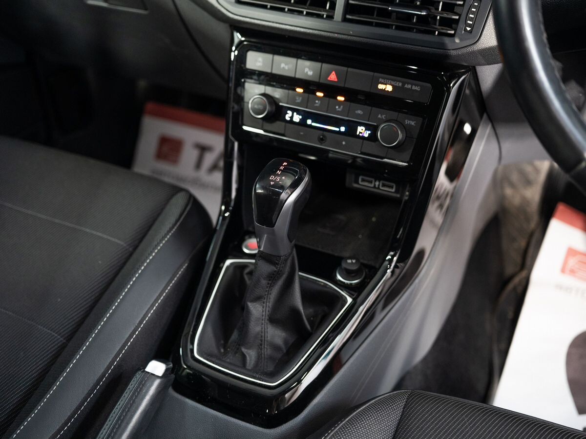 Volkswagen T-Cross 2019 - фото автомобиля