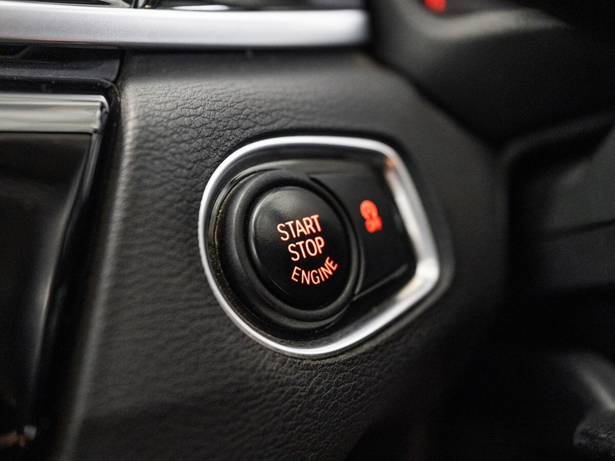 BMW X1 2015 - фото автомобиля