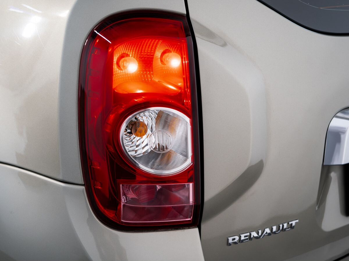Renault Duster 2013 - фото автомобиля