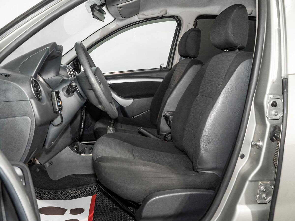 Renault Duster 2013 - фото автомобиля