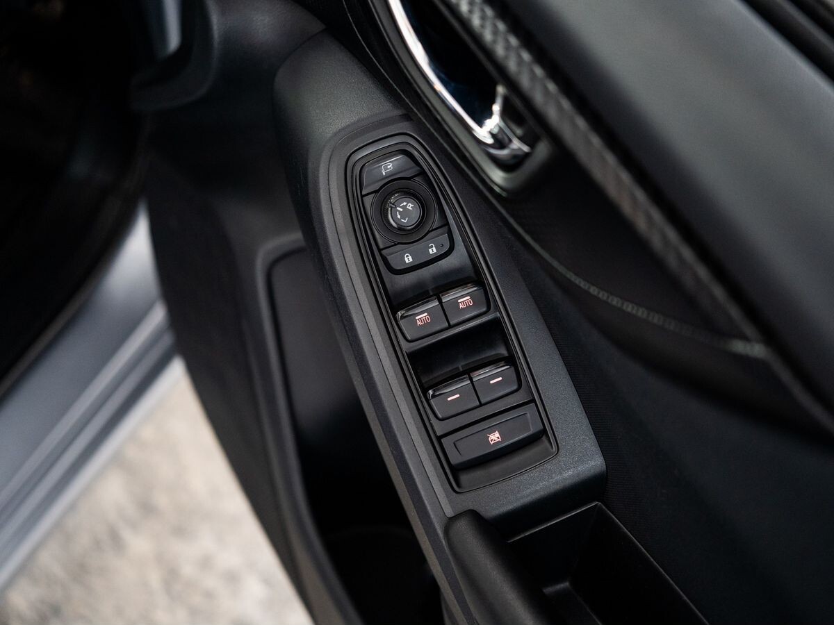 Subaru Impreza 2017 - фото автомобиля