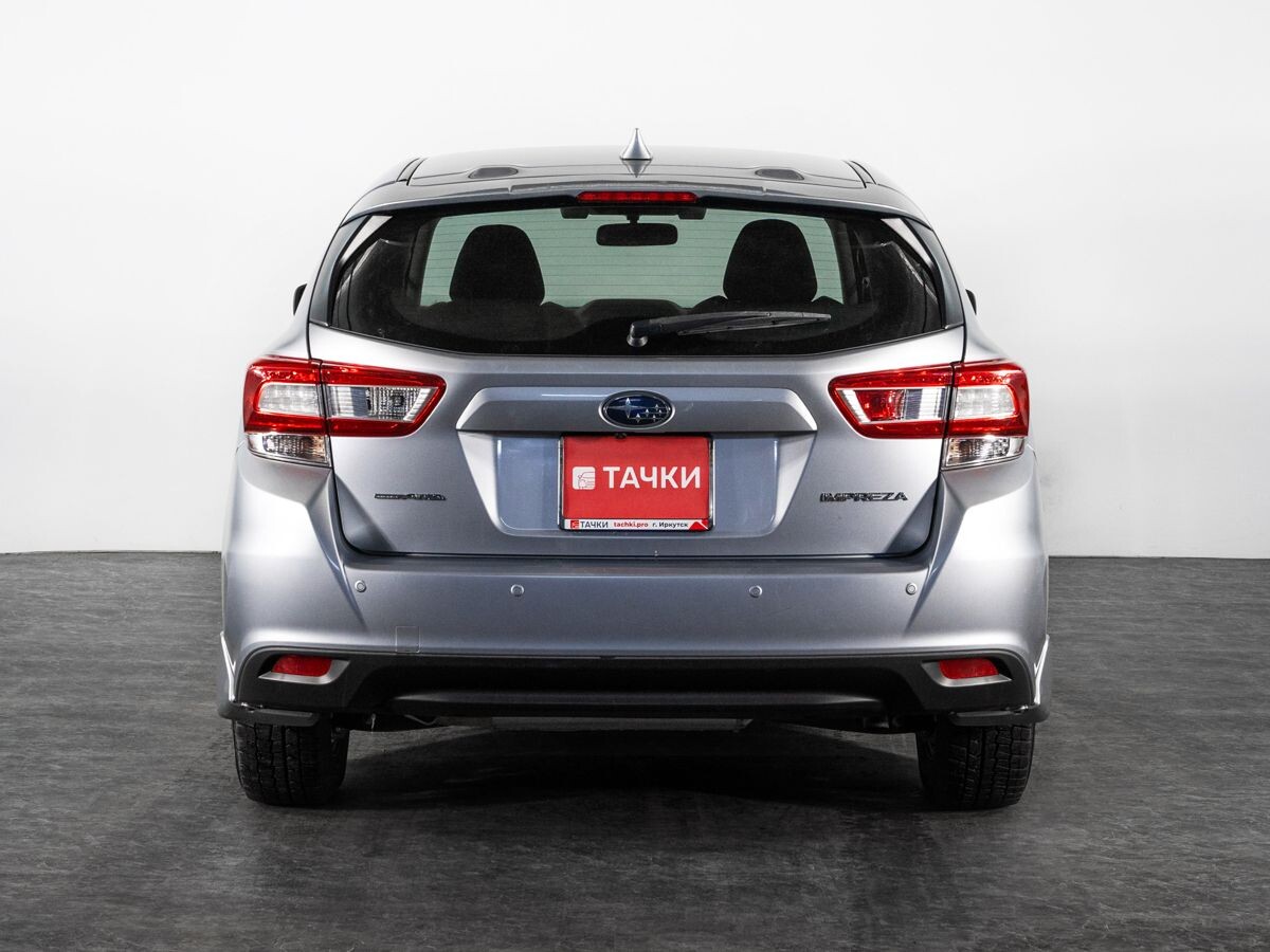 Subaru Impreza 2017 - фото автомобиля