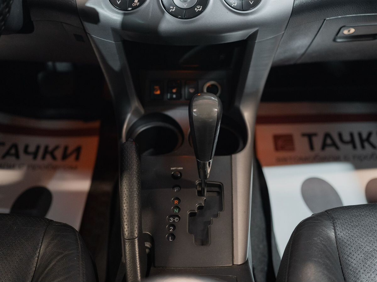 Toyota RAV4 2007 - фото автомобиля