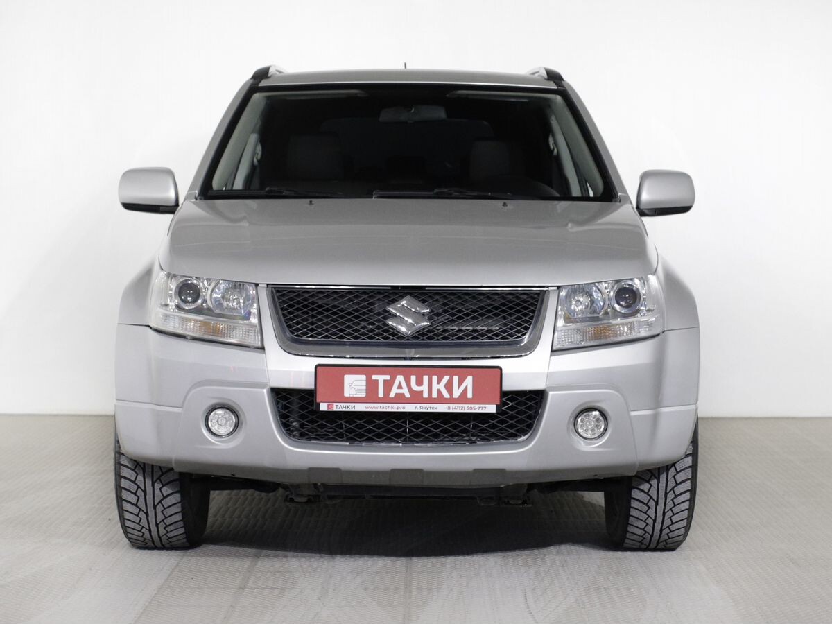 Suzuki Grand Vitara 2010 - фото автомобиля