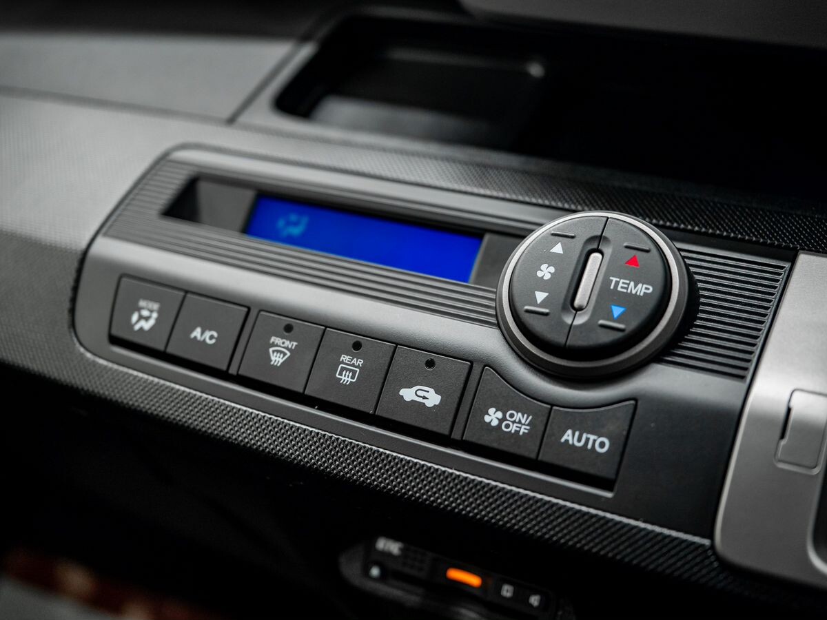 Honda Freed 2014 - фото автомобиля