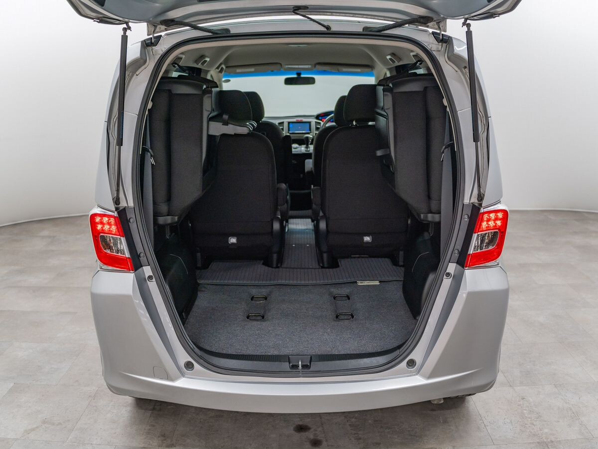 Honda Freed 2014 - фото автомобиля