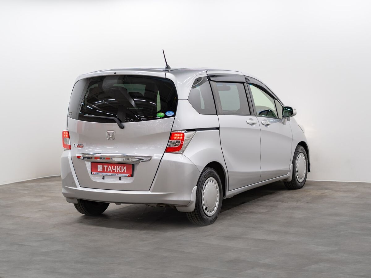 Honda Freed 2014 - фото автомобиля