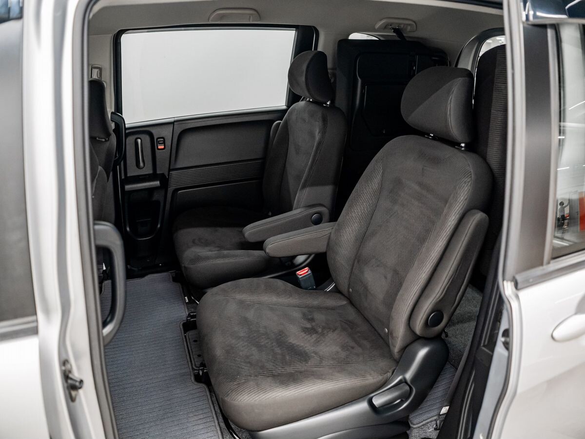 Honda Freed 2014 - фото автомобиля