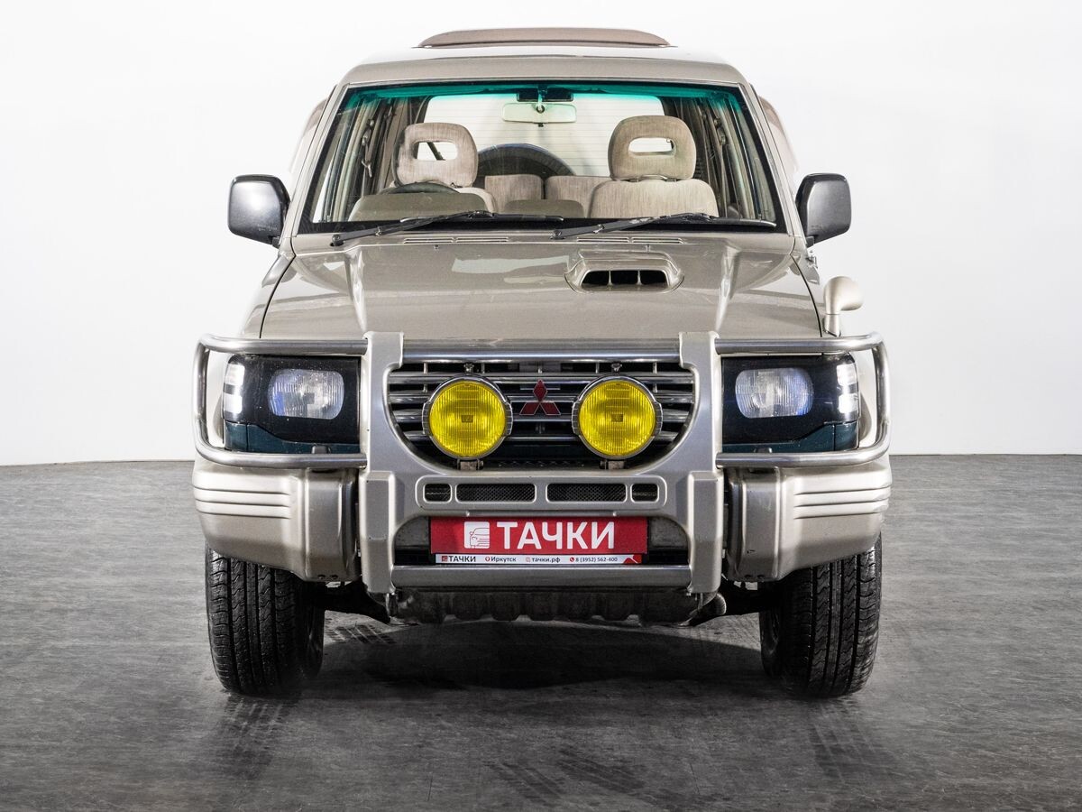 Mitsubishi Pajero 1995 - фото автомобиля
